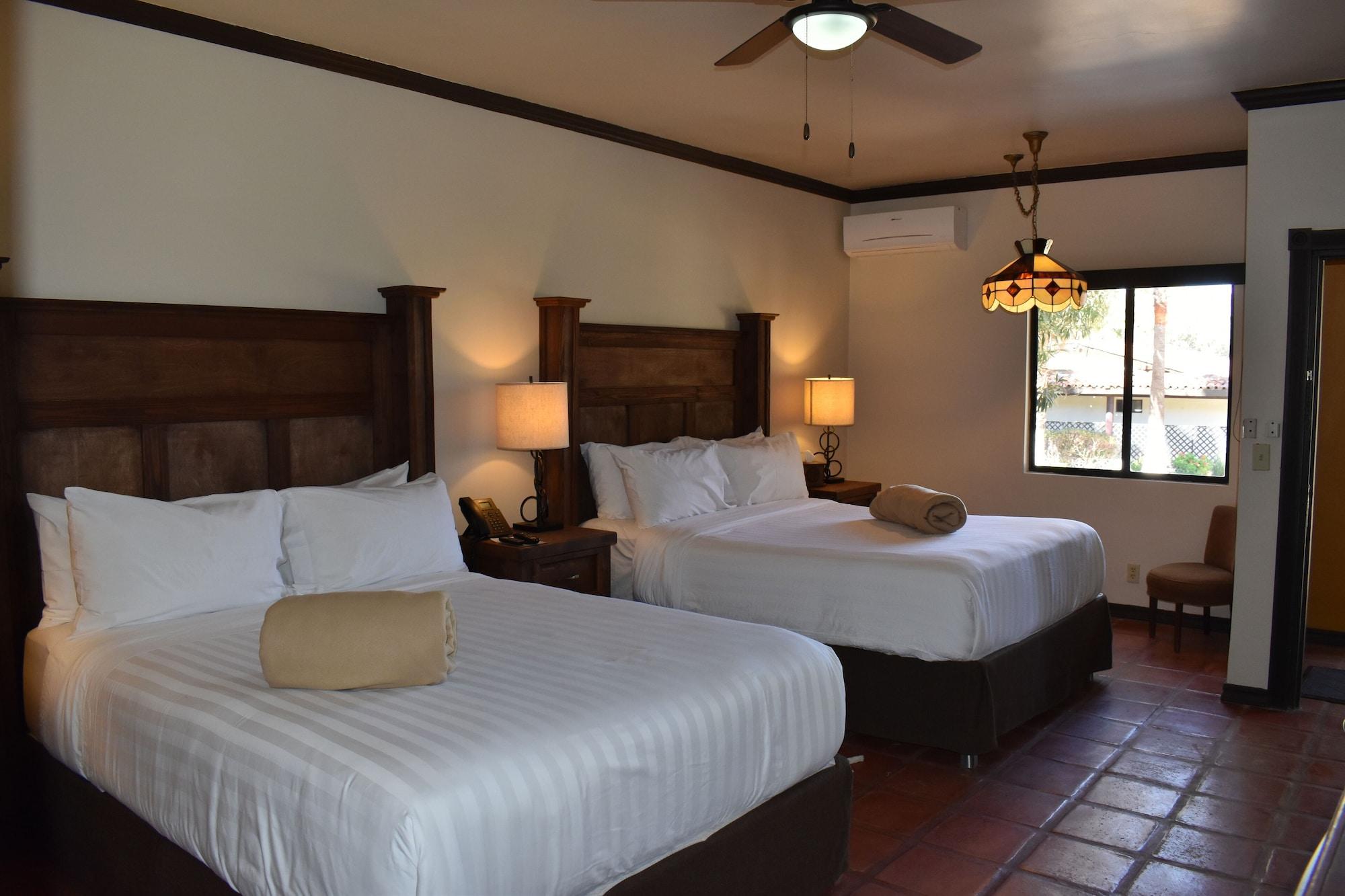 Hotel Boutique Rancho เตกาเต ภายนอก รูปภาพ