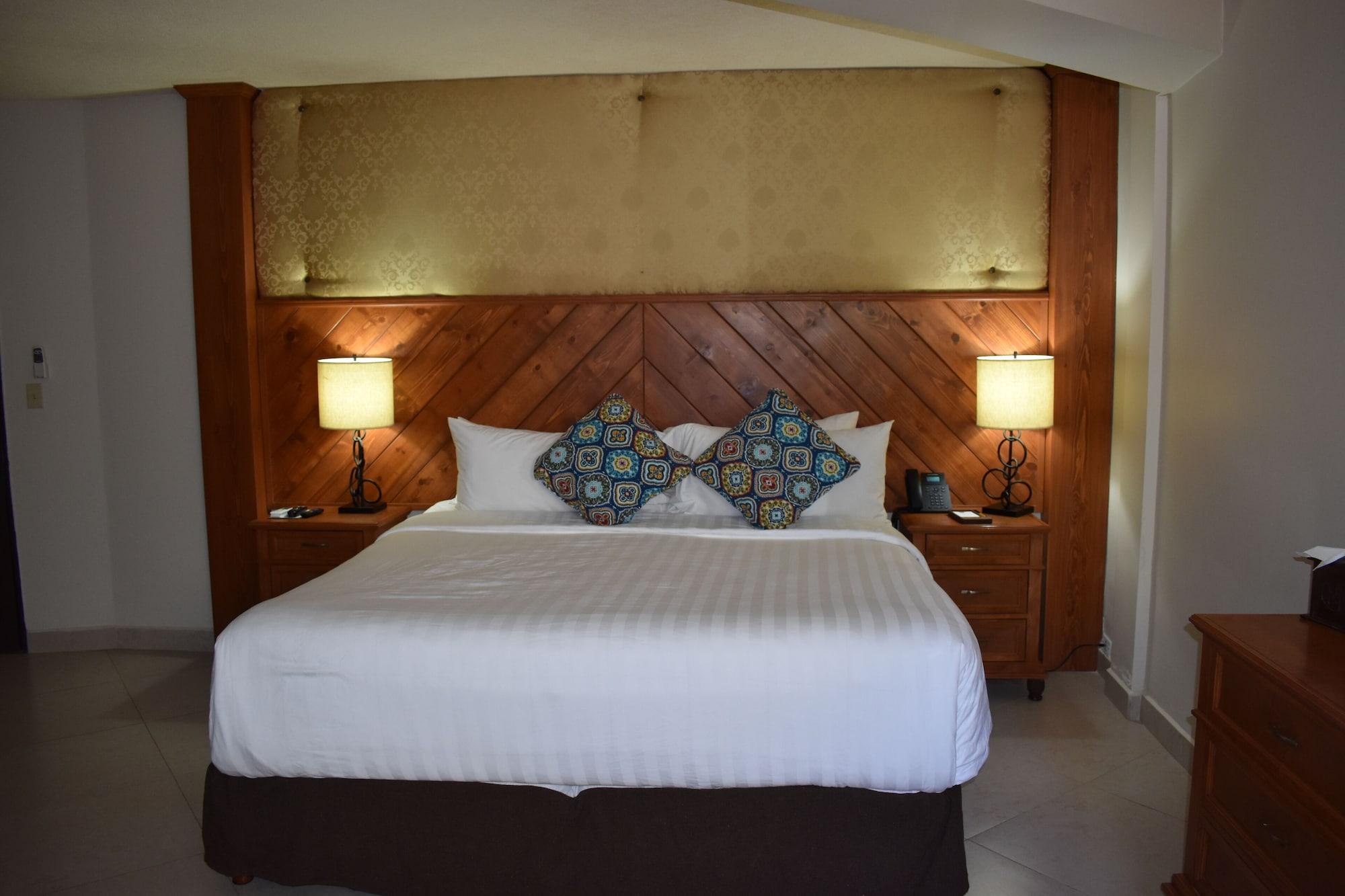 Hotel Boutique Rancho เตกาเต ภายนอก รูปภาพ