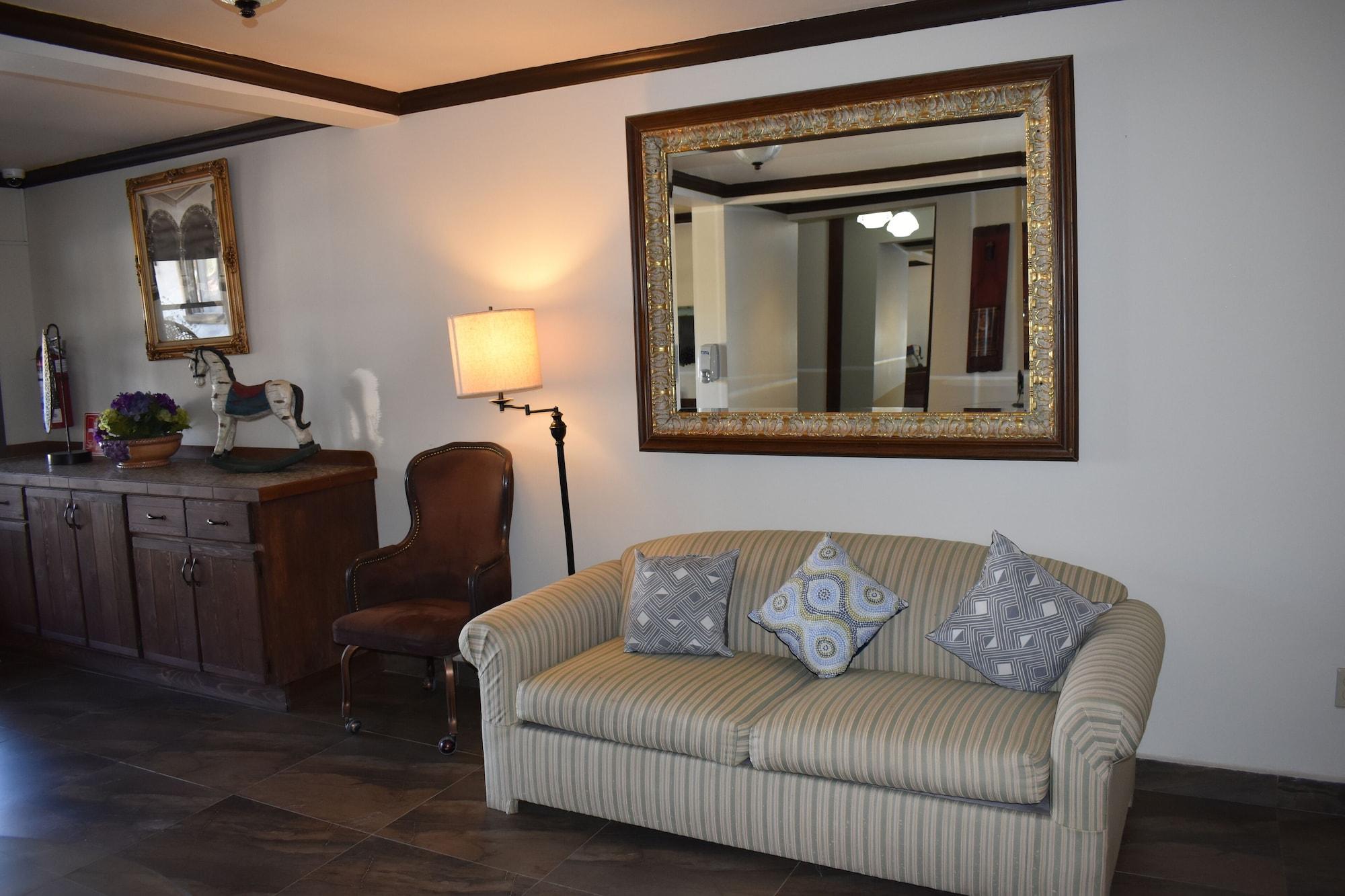Hotel Boutique Rancho เตกาเต ภายนอก รูปภาพ